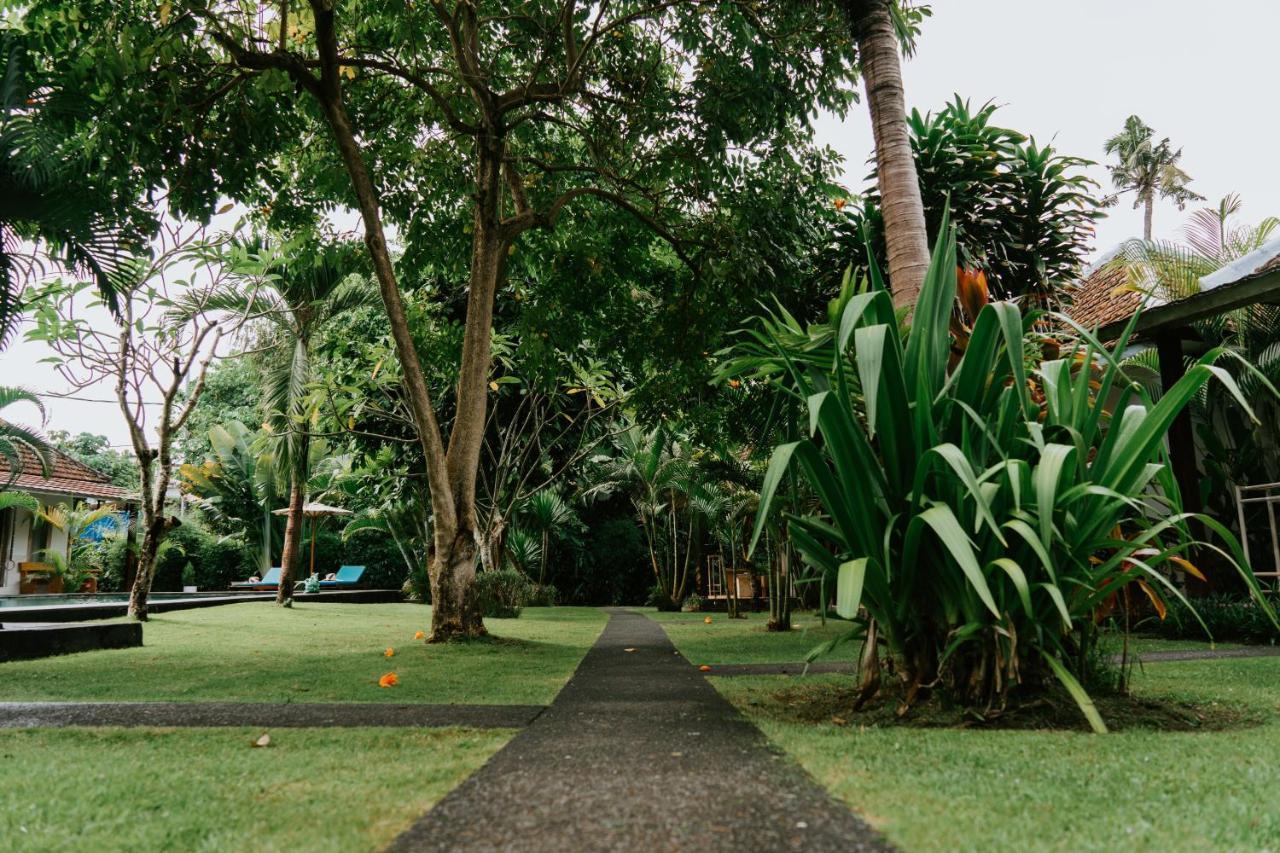 Agung Wiwin Homestay & Restaurant Mengwi 外观 照片
